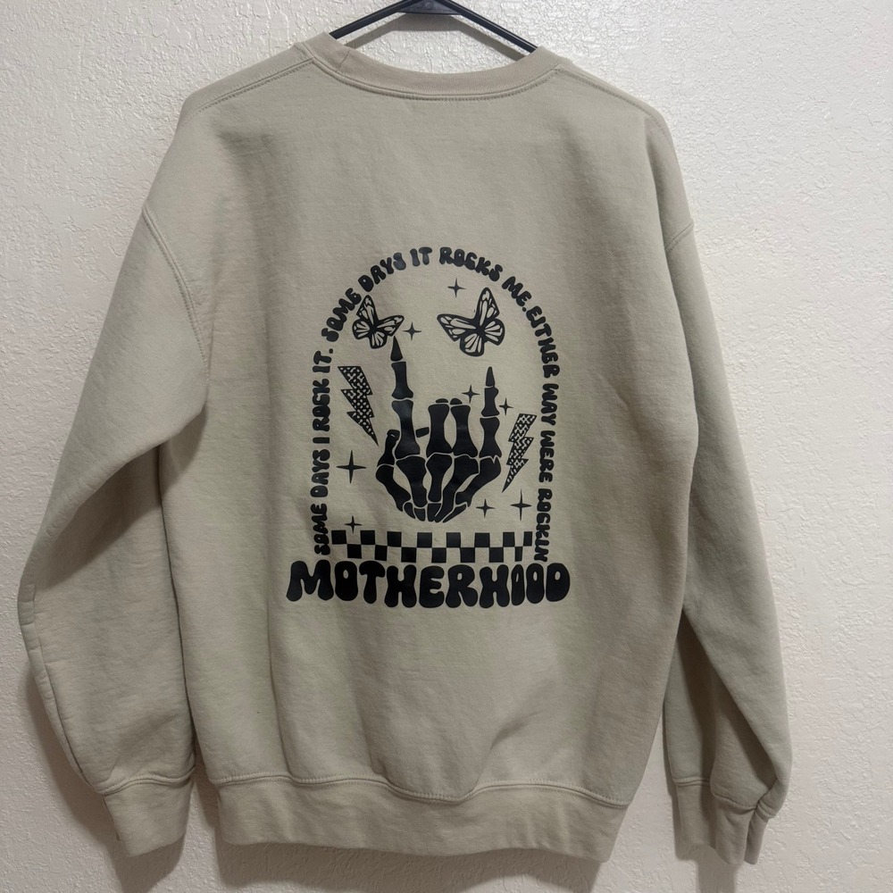 Gildan Heavy Blend Motherhood Skeleton Hand Butterfly Graphic Sweatshirt Tan M - Picture 4 of 9